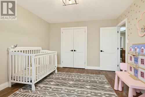 189 Templemead Drive, Hamilton, ON - Indoor Photo Showing Bedroom