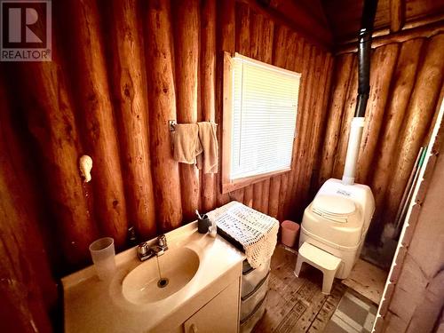 Neb 059 Anjigami Lake, Wawa, ON - Indoor Photo Showing Bathroom