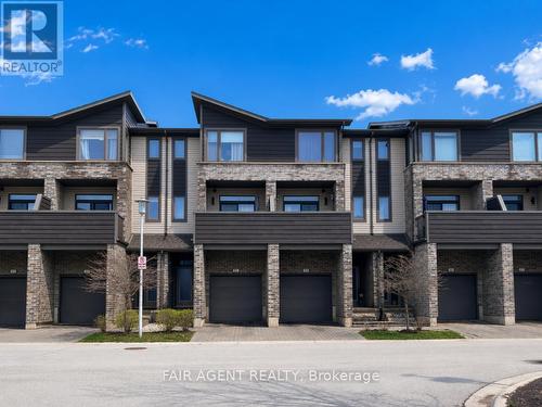 228 - 1960 DALMAGARRY ROAD  London North (North E), ON N6G 0T8