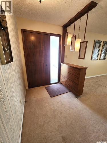 503 1St Avenue E, Lampman, SK - Indoor Photo Showing Other Room