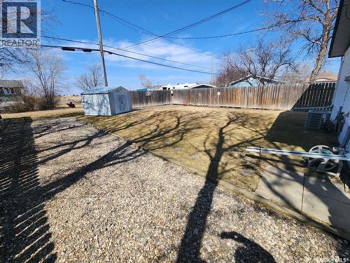 503 1St Avenue E, Lampman, SK - Outdoor