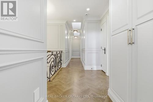 5290 Roadside Way, Mississauga, ON - Indoor Photo Showing Other Room