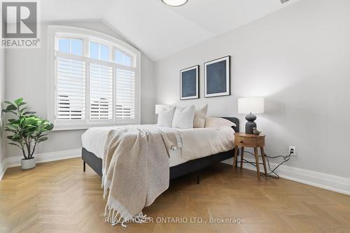 5290 Roadside Way, Mississauga, ON - Indoor Photo Showing Bedroom