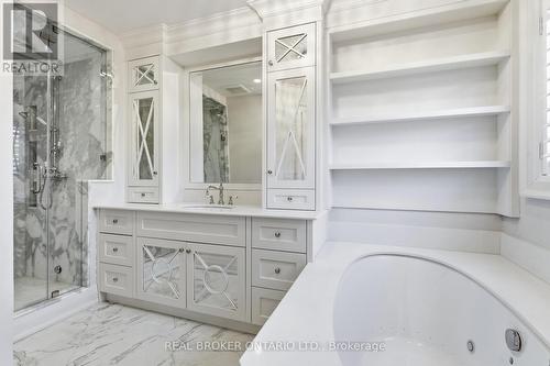 5290 Roadside Way, Mississauga, ON - Indoor Photo Showing Bathroom