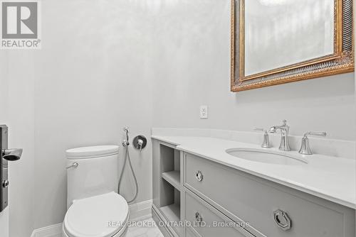 5290 Roadside Way, Mississauga, ON - Indoor Photo Showing Bathroom