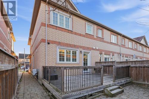 5290 Roadside Way, Mississauga, ON - Outdoor With Exterior