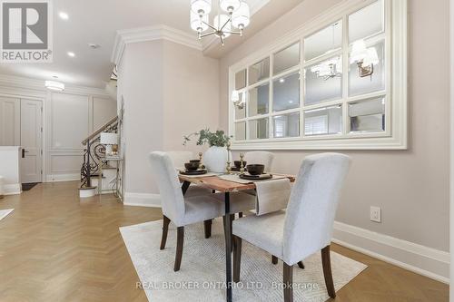 5290 Roadside Way, Mississauga, ON - Indoor Photo Showing Dining Room