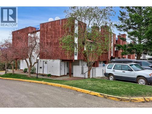 1435 Summit Drive Unit# 37  Kamloops, BC V2E 1S4