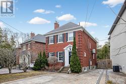 17 OTTER CRESCENT Toronto, ON M5N 2W3