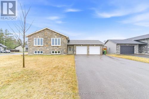 3 NILE STREET  Petawawa, ON K8H 0E8