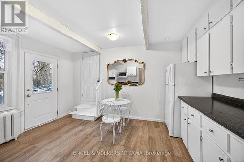 86 Bruyere Street, Ottawa, ON - Indoor Photo Showing Kitchen