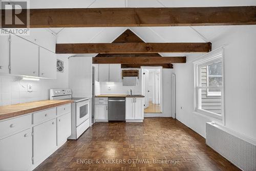 86 Bruyere Street, Ottawa, ON - Indoor Photo Showing Kitchen