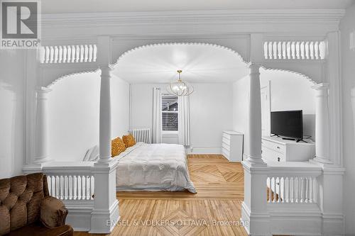 86 Bruyere Street, Ottawa, ON - Indoor Photo Showing Bedroom