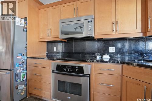 7270 Maple Way, Regina, SK - Indoor Photo Showing Kitchen