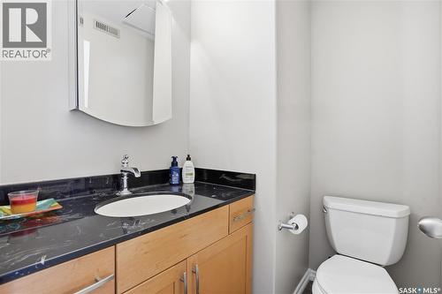 7270 Maple Way, Regina, SK - Indoor Photo Showing Bathroom