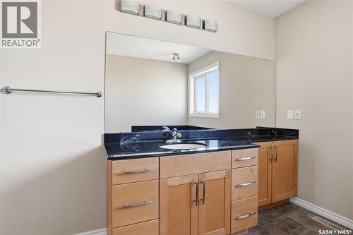 7270 Maple Way, Regina, SK - Indoor