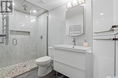 7270 Maple Way, Regina, SK - Indoor Photo Showing Bathroom