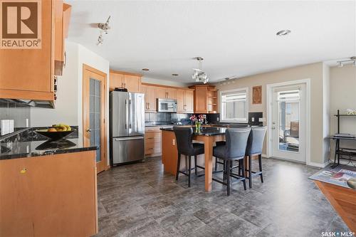 7270 Maple Way, Regina, SK - Indoor