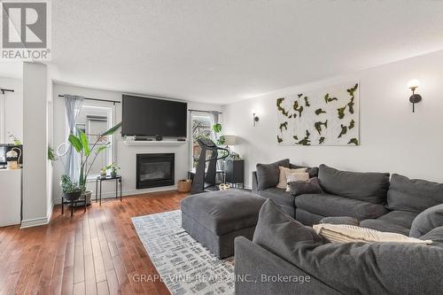 322 Foxridge Way, Ottawa, ON 