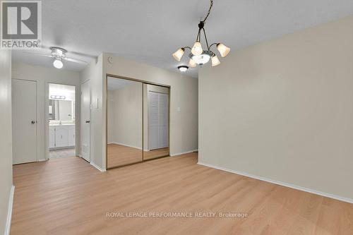 205 - 158 A Mcarthur Avenue, Ottawa, ON - Indoor Photo Showing Other Room