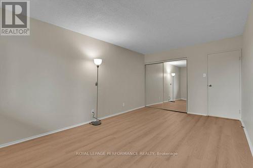 205 - 158 A Mcarthur Avenue, Ottawa, ON - Indoor Photo Showing Other Room