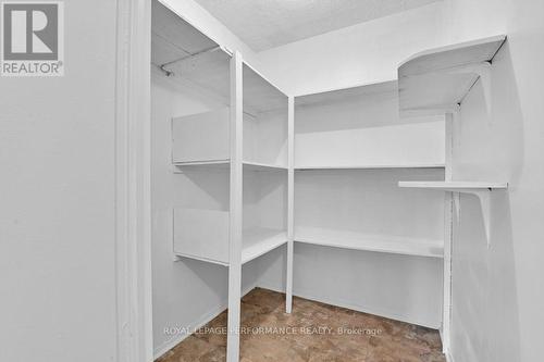205 - 158 A Mcarthur Avenue, Ottawa, ON - Indoor With Storage