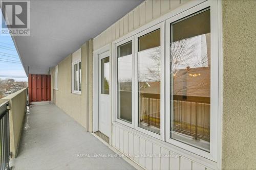 205 - 158 A Mcarthur Avenue, Ottawa, ON - Outdoor With Balcony With Exterior