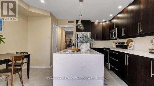 2D - 4 Columbus Avenue, Ottawa, ON - Indoor Photo Showing Other Room