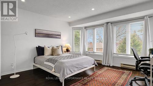 2D - 4 Columbus Avenue, Ottawa, ON - Indoor Photo Showing Bedroom