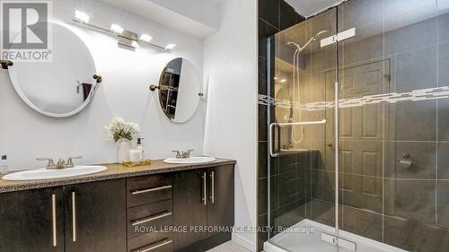 2D - 4 Columbus Avenue, Ottawa, ON - Indoor Photo Showing Bathroom