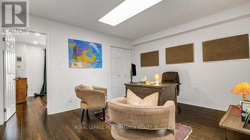 2D - 4 Columbus Avenue, Ottawa, ON - Indoor