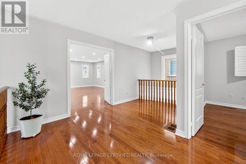 643 Garden Walk, Mississauga, ON - Indoor Photo Showing Other Room