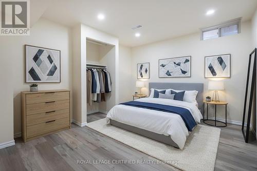 643 Garden Walk, Mississauga, ON - Indoor Photo Showing Bedroom