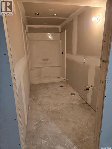402 Alexander Street, Radisson, SK - Indoor Photo Showing Other Room
