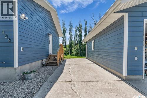 402 Alexander Street, Radisson, SK - Outdoor With Exterior