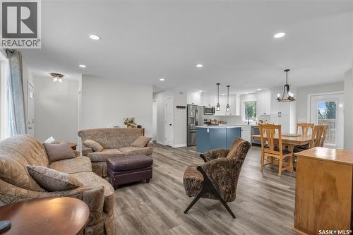 402 Alexander Street, Radisson, SK - Indoor Photo Showing Living Room