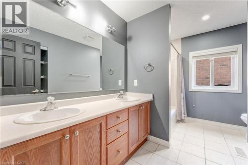50 Cranbrook Street, Kitchener, ON - Indoor Photo Showing Bathroom