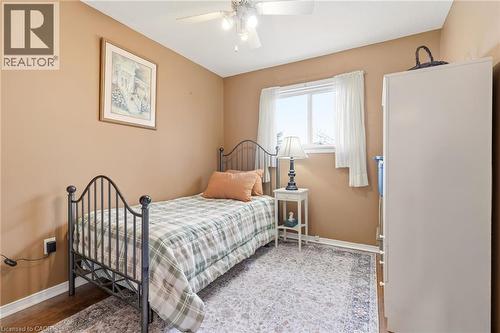 37 Thistlemoor Drive, Caledonia, ON - Indoor Photo Showing Bedroom