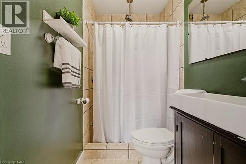 163 Victoria Avenue N, Hamilton, ON - Indoor Photo Showing Bathroom