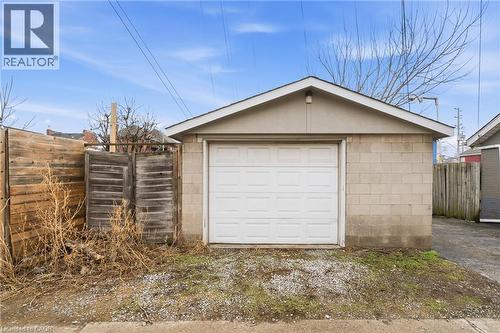 163 Victoria Avenue N, Hamilton, ON - Outdoor