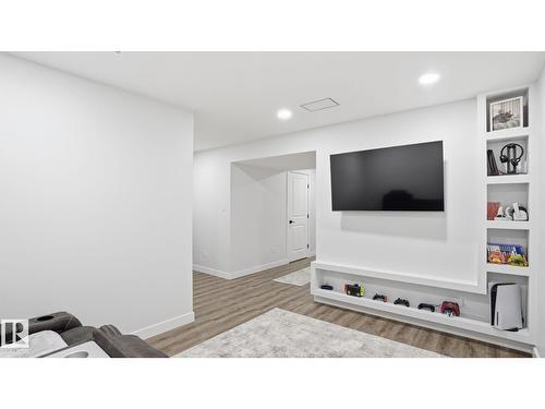 4112 171 Av Nw, Edmonton, AB 