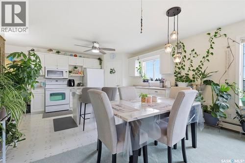 215 934 Heritage View, Saskatoon, SK - Indoor Photo Showing Dining Room