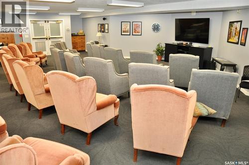 317 325 Keevil Crescent, Saskatoon, SK - Indoor