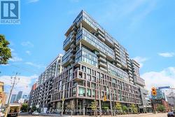 407 - 111 BATHURST STREET Toronto, ON M5V 0M9