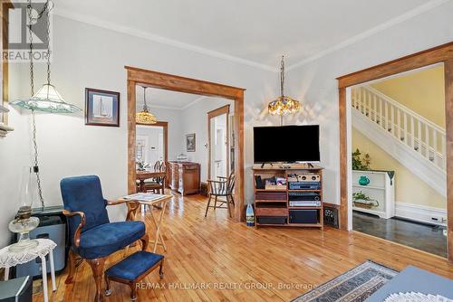 115 Hamilton Avenue N, Ottawa, ON - Indoor Photo Showing Other Room