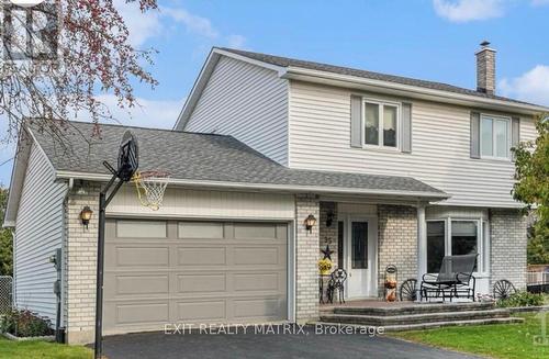 95 CASTLEBEAU STREET  Russell, ON K0A 1W0