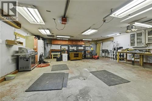138 Glenholme Avenue, Hamilton, ON - Indoor Photo Showing Garage