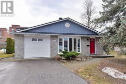 429 HIGHLAND AVENUE  Orillia, ON L3V 4E8