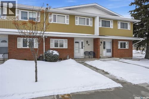 226 Plainsview Drive, Regina, SK - Outdoor With Facade