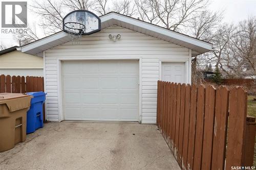 2512 Grant Road, Regina, SK - Outdoor With Exterior